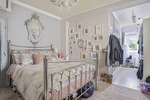 Photo 11- click for photo gallery